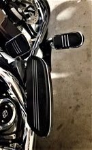 H-D Streamliner foot pegs (Black or Chrome)